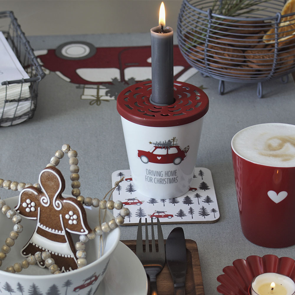 Tasse "driving home for Christmas", rotes Auto