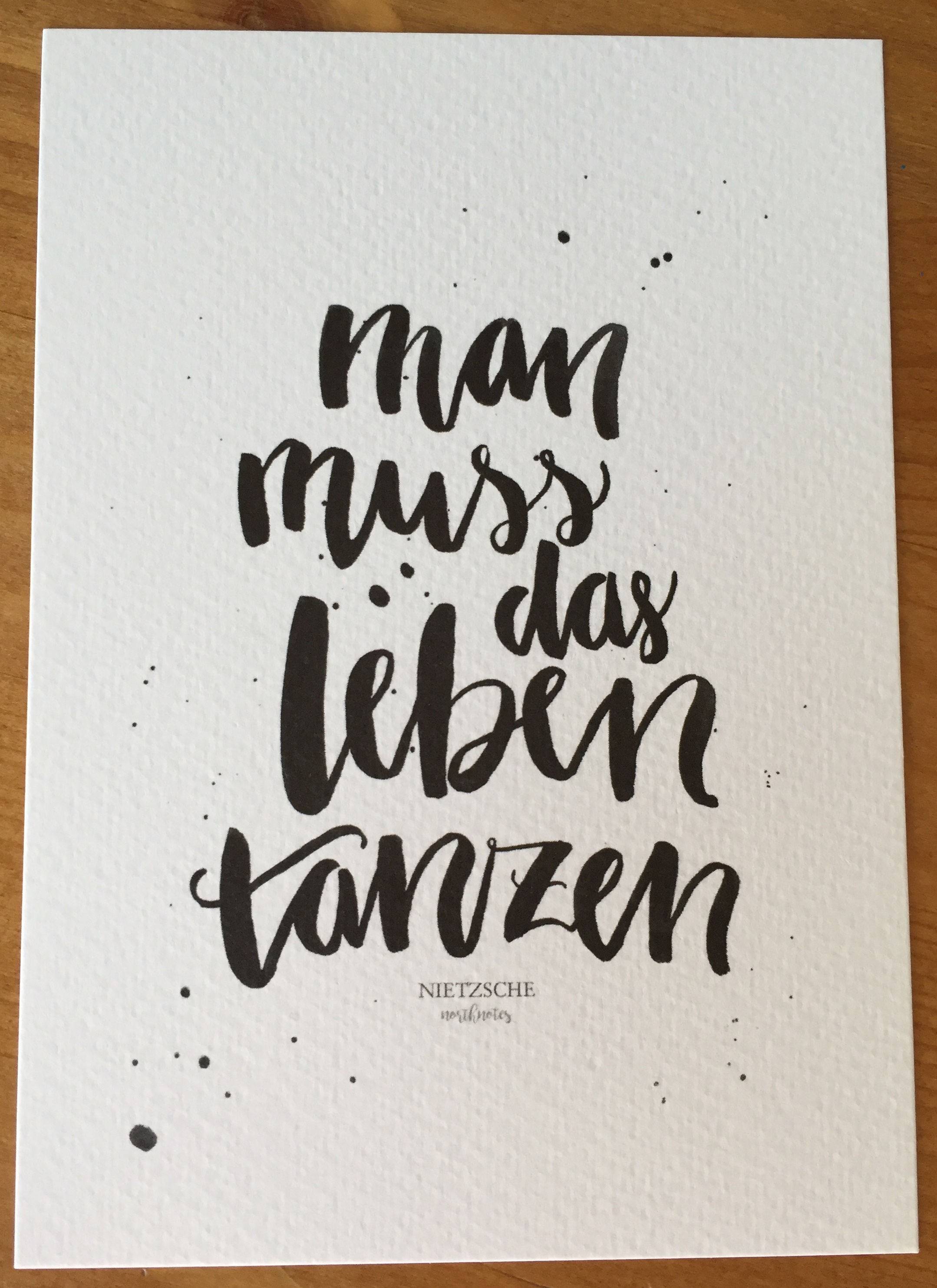 Postkarte "man muss das Leben tanzen"