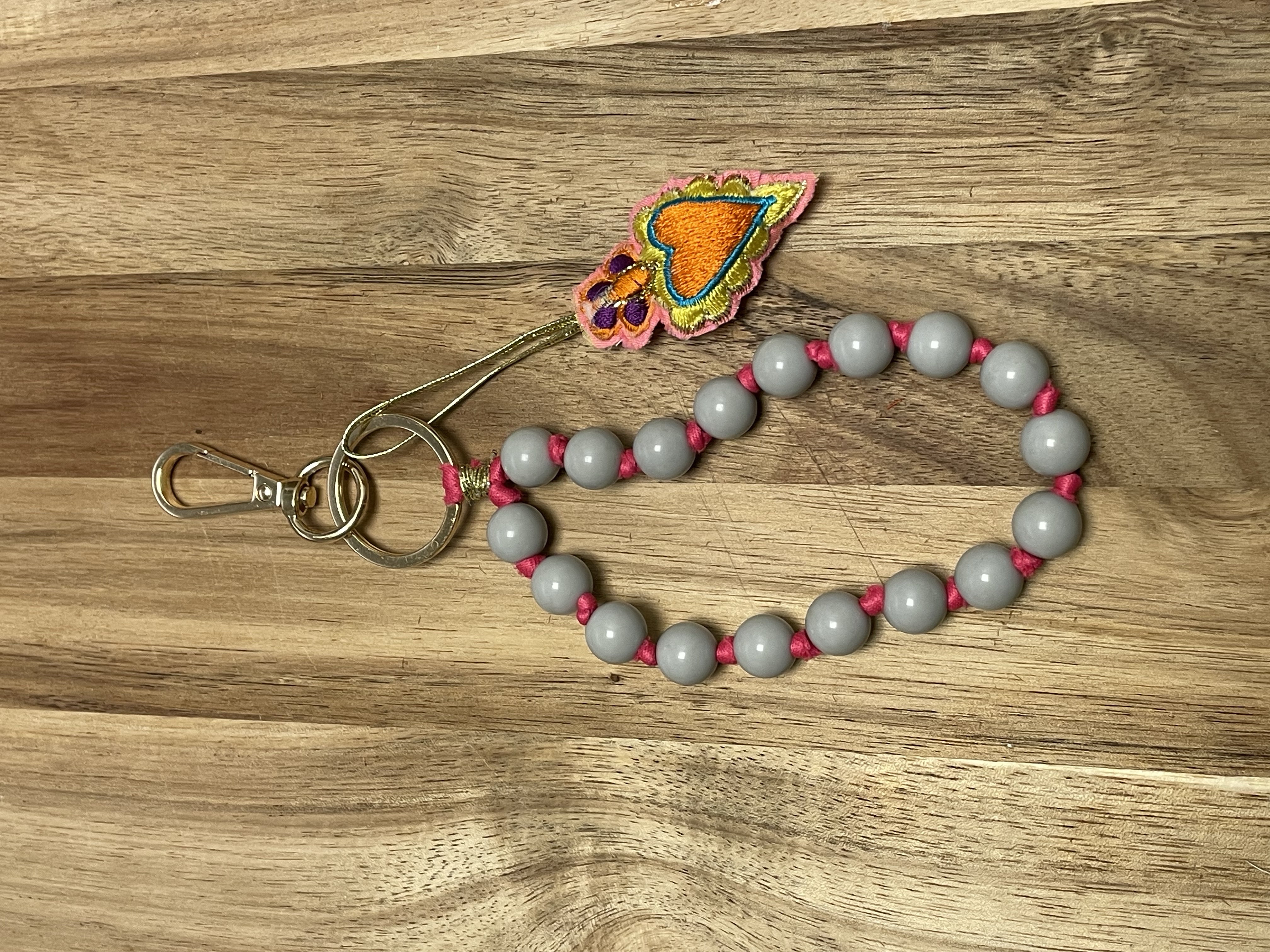 Schlüsselanhänger "bead chain", grau