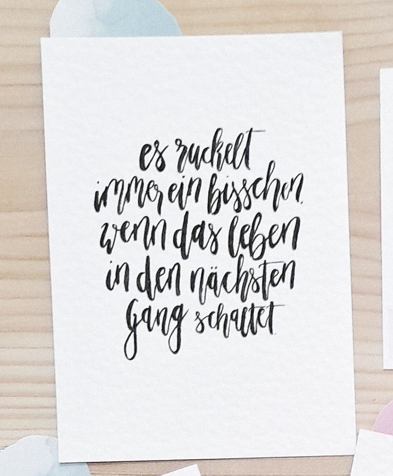 Postkarte "Es zuckelt immer ein bisschen..."