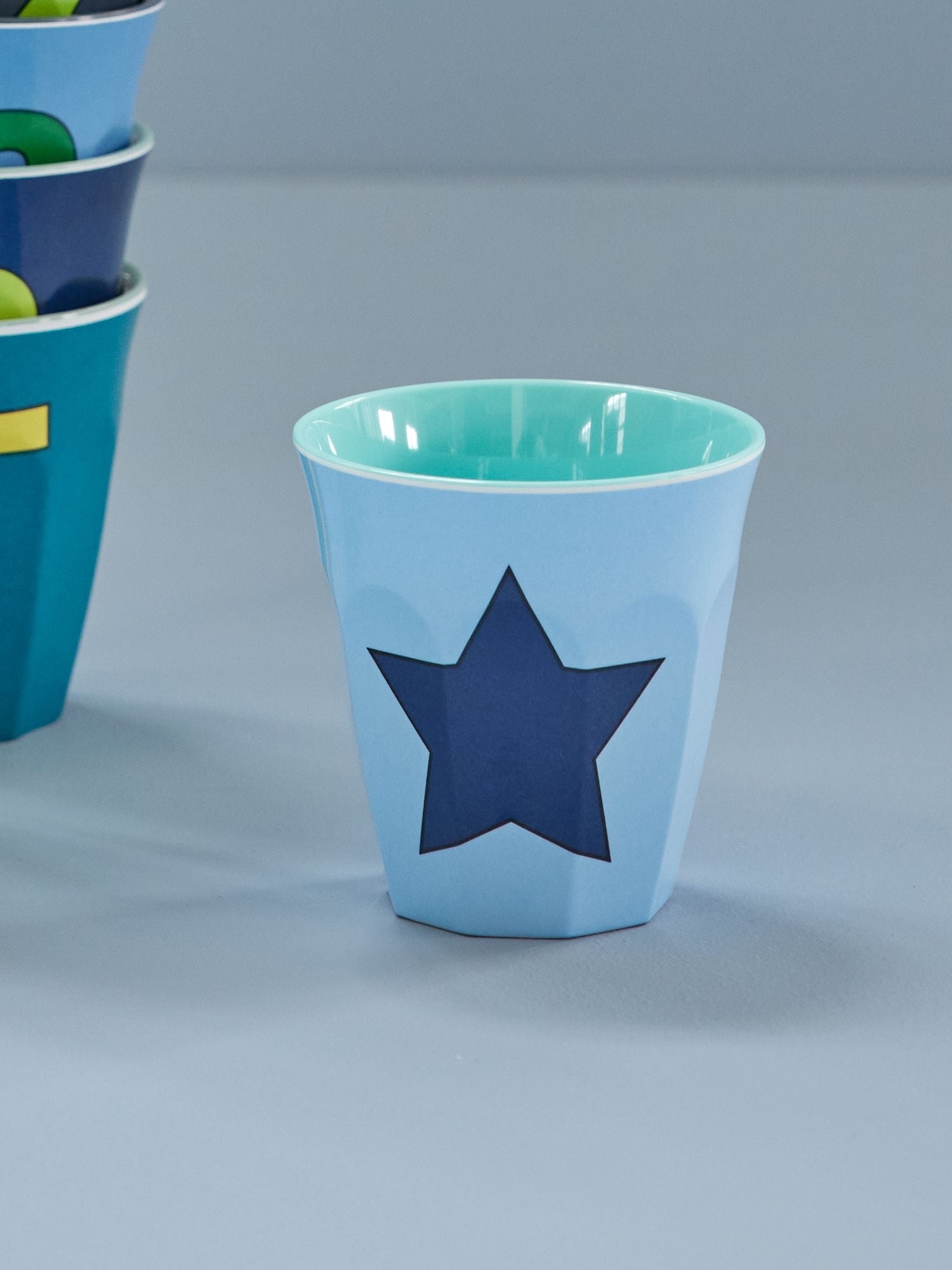 Becher "Stern" hellblau (Personalisierung möglich)