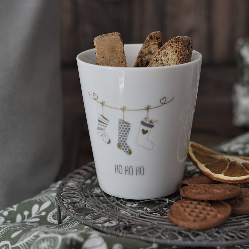 Tasse "Ho Ho Ho Weihnachtssocken", grau/gold
